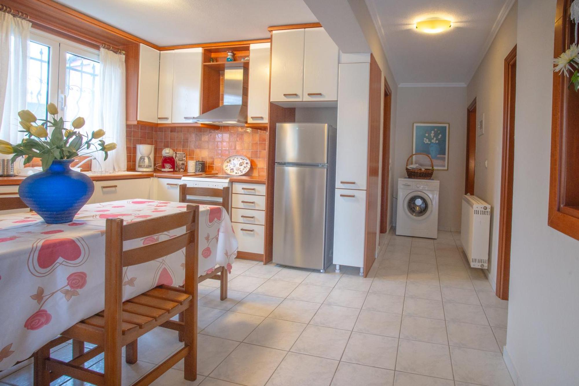 Private 6-Bdrm Villa With Garden 150M To Beach Paradíszosz Kültér fotó