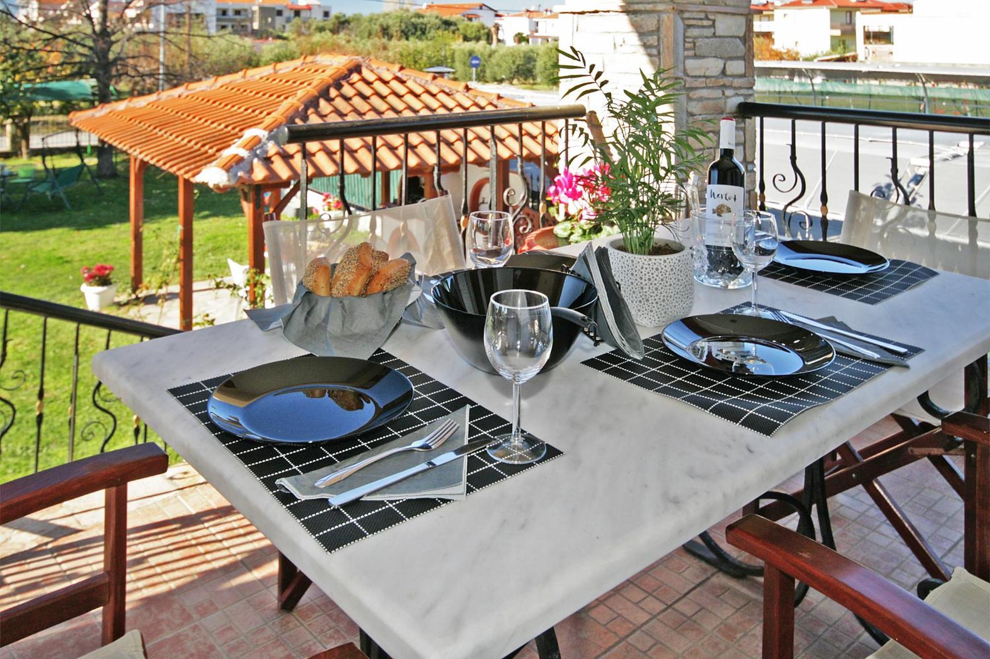 Private 6-Bdrm Villa With Garden 150M To Beach Paradíszosz Kültér fotó