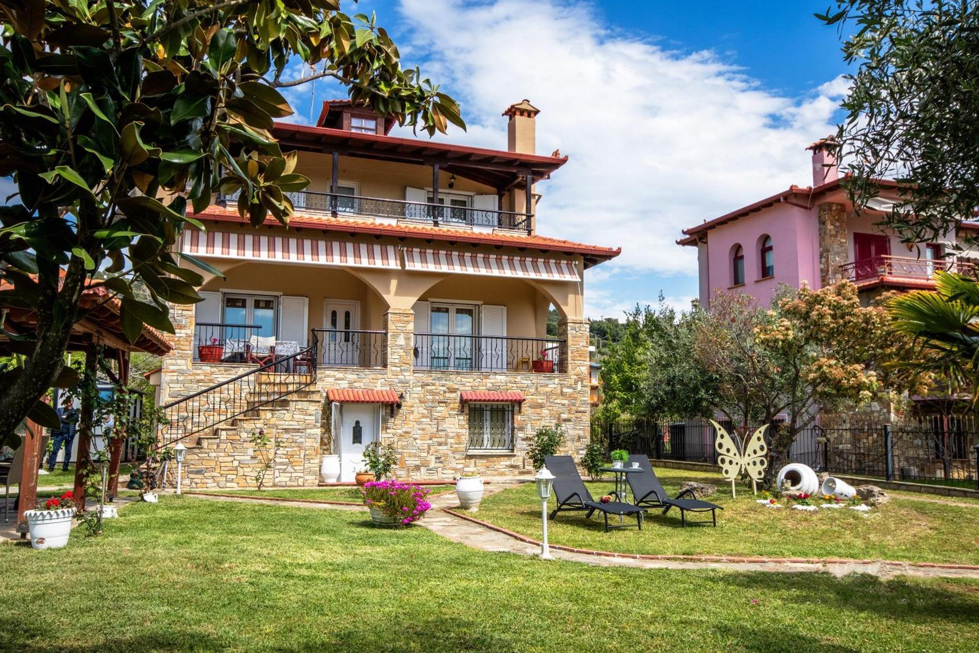 Private 6-Bdrm Villa With Garden 150M To Beach Paradíszosz Kültér fotó